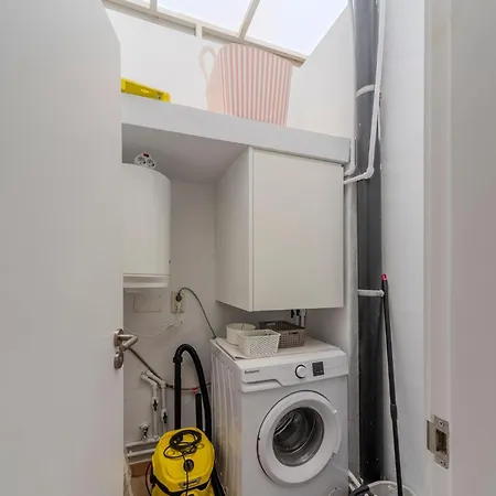 Luxury Colony Club Sea Views * تياس