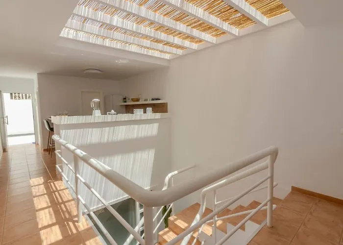 Апартаменты Luxury Colony Club Sea Views Тиас